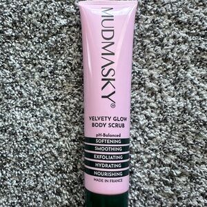 Mudmasky Velvety Glow Body Scrub